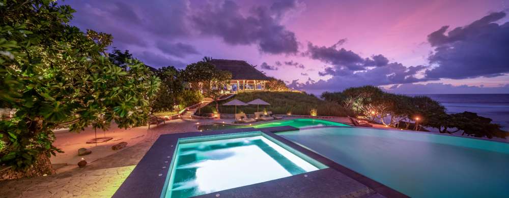 Haweri: Menara Villa Pool and Jacuzzi